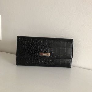 Nine West wallet